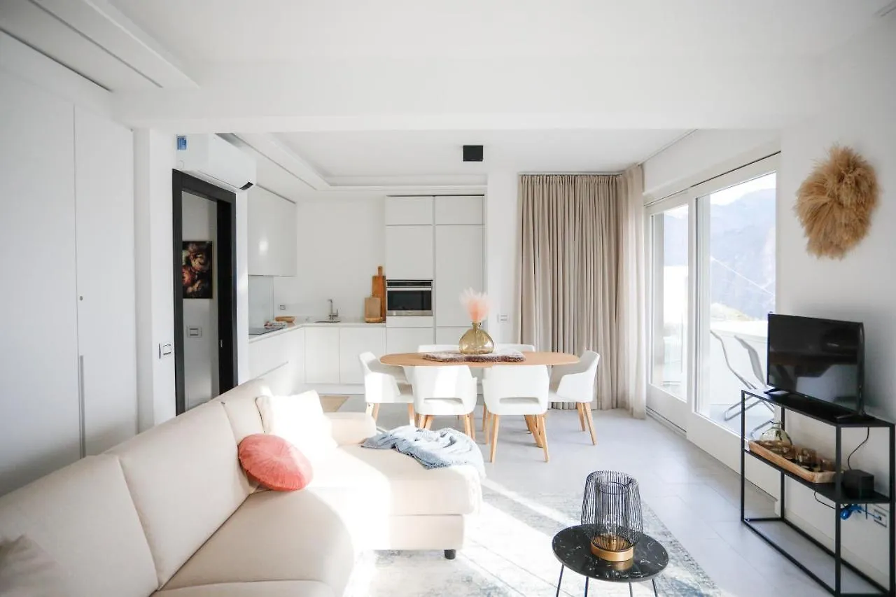 Iseolakerental - Seliera Solto Collina Apartmán